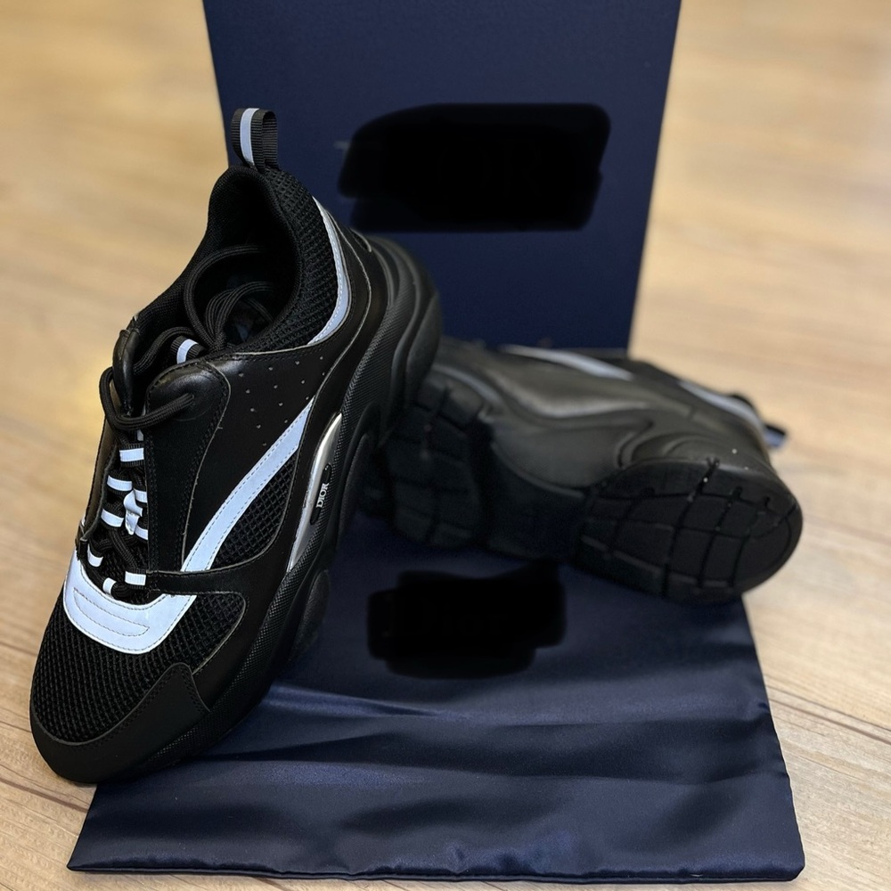 B22 Reflective - image 2